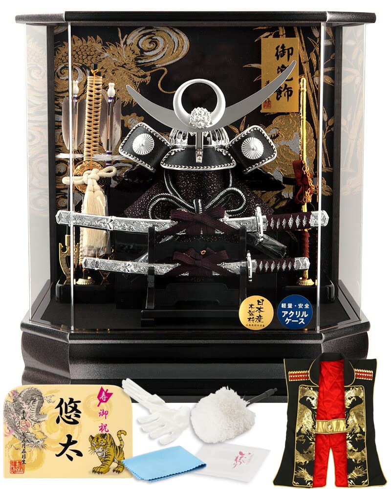 上杉謙信　五月人形　兜飾り　六角パノラマアクリルケース入 五月人形】兜飾り ケース飾り「上杉謙信 障子付竹虎六角アクリルケース